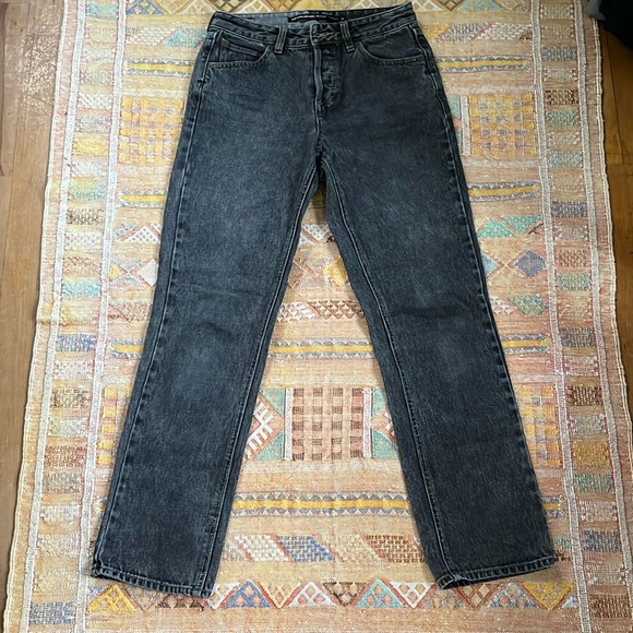Volcom Straight Leg Jean - Picture 1 of 7